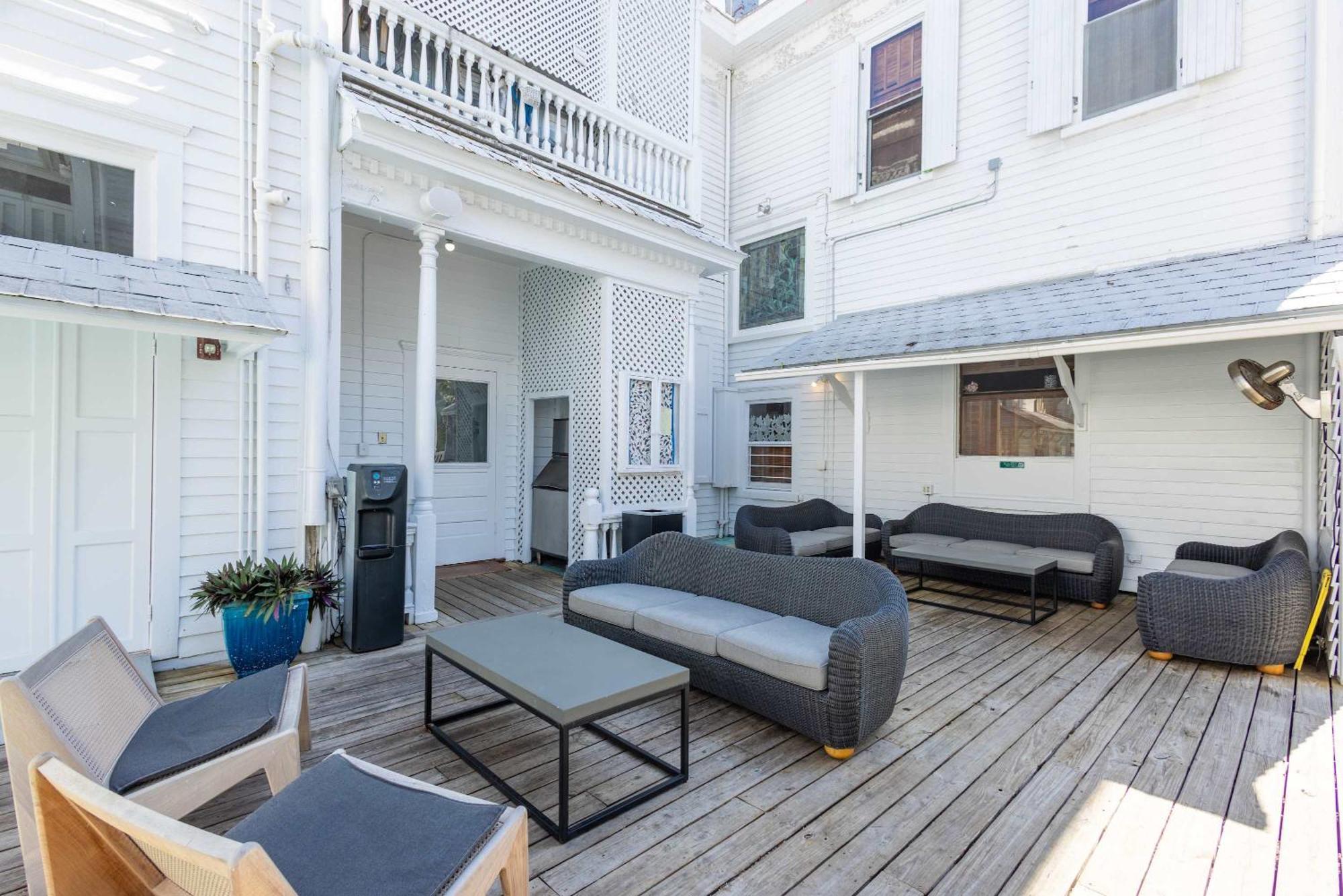 Classic King With Balcony At Curry Mansion Key West Ngoại thất bức ảnh