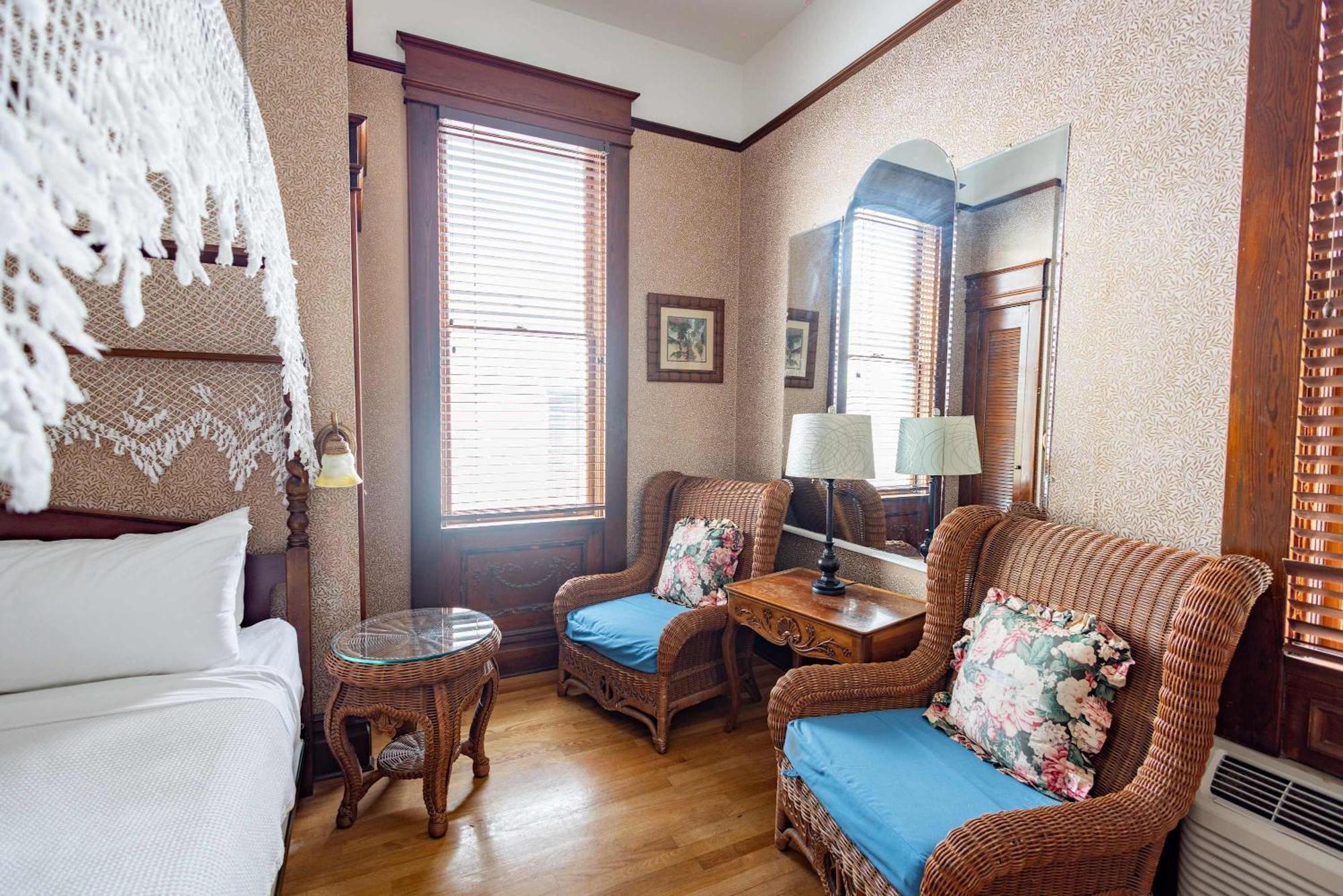 Classic King With Balcony At Curry Mansion Key West Ngoại thất bức ảnh